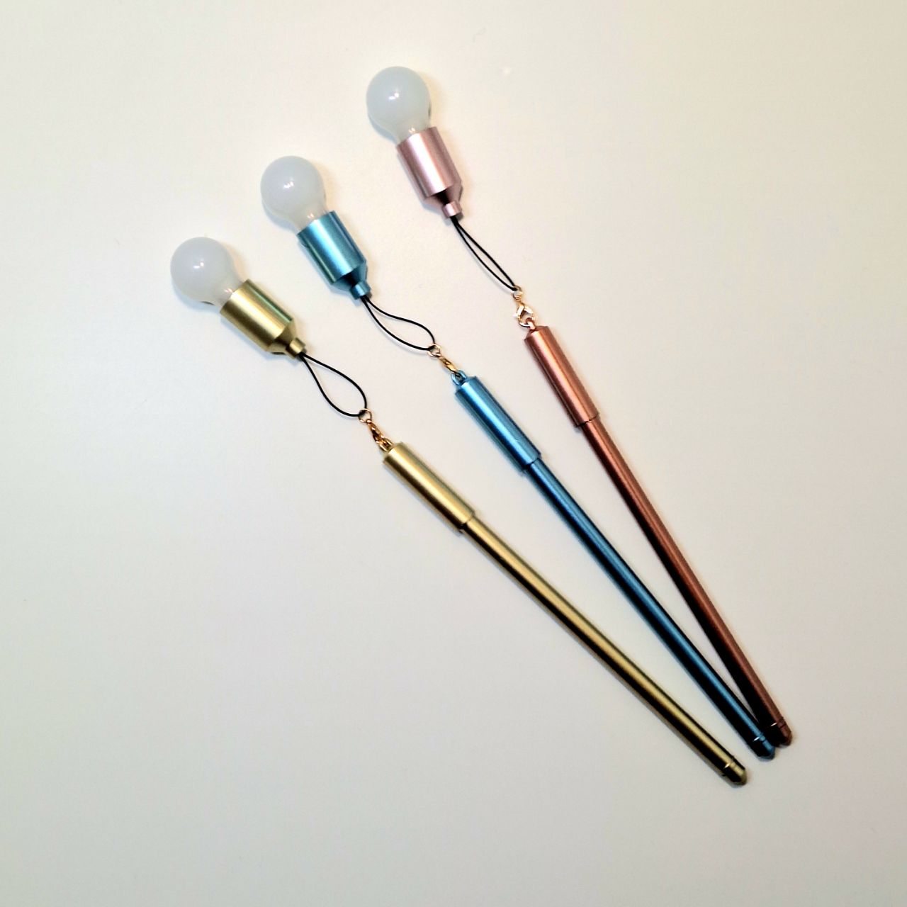 خرید خودکار آویزدار لامپ مهتابی ساده